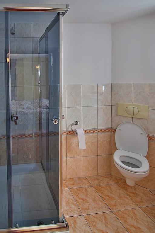 Osrodek Wypoczynku Dziubas Jan - 500 M Od Stacji Narciarskiej Kaniowka Bialka Tatrzanska Room photo